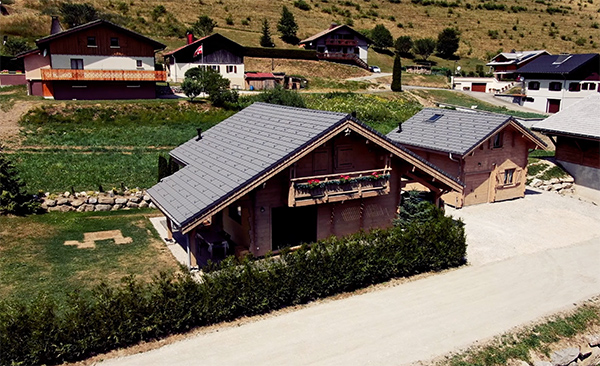 Construction de 2 chalets en madriers bois massif à Bonnevaux en Haute-Savoie (74)