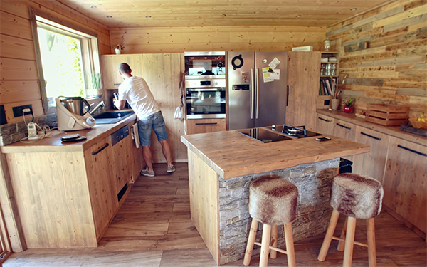 Construction de 2 chalets en madriers bois massif à Bonnevaux en Haute-Savoie (74)