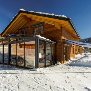 Chalet bois à Les Savagnières (Suisse)