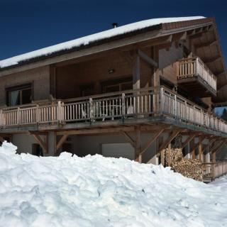 Chalet bois massif à Foncine le Haut (39)