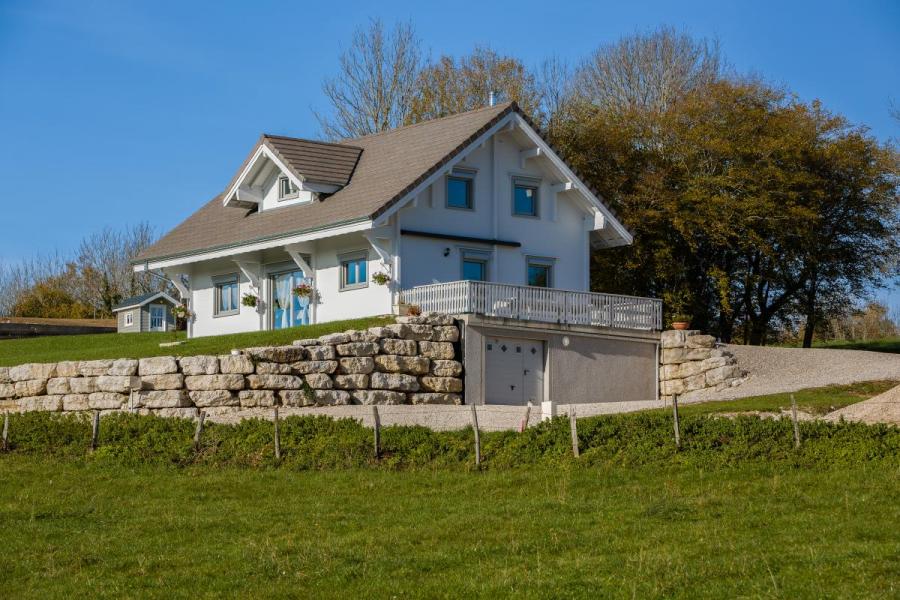 Maison bois à Valempoulières (39)